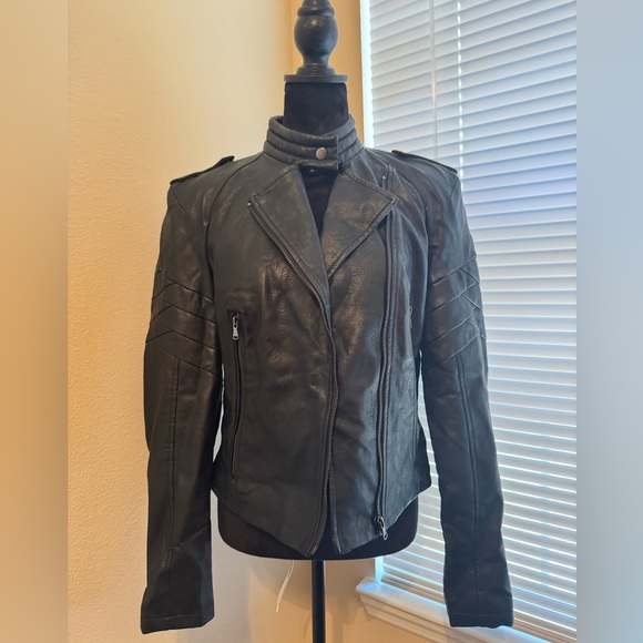 Stylish Black Faux Leather Jacket - Celsius Premium - Size S - Picture 1 of 14